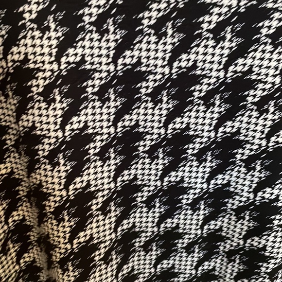 Christopher & Banks women’s top NWT - Picture 6 of 9